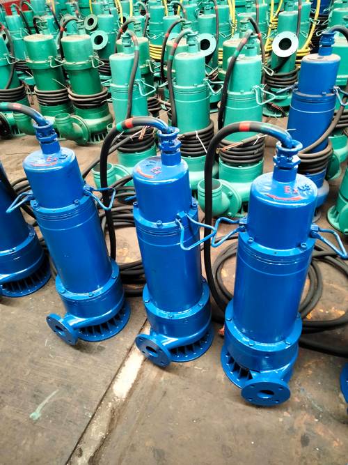 鱼缸造浪泵与潜水泵作用及区别